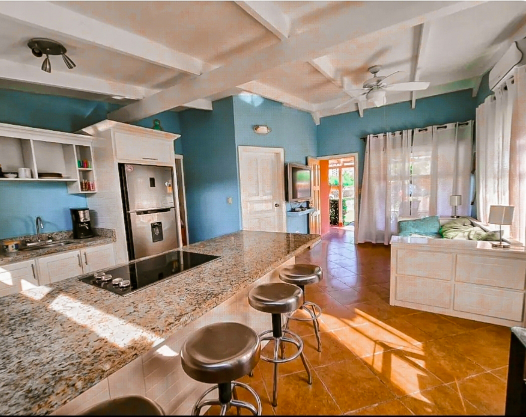 Paradise Jaco For Sale $150000