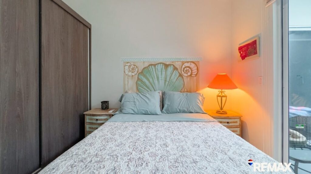 Home for sale in Ciudad del Mar, Jacó: single-level 2-bedroom house in a gated community near the beach – photo 8